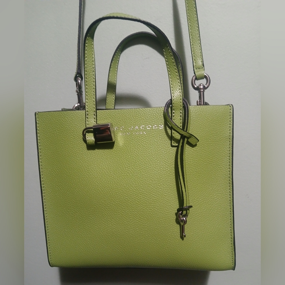 LIKE NEW Marc Jacobs Mini Grind